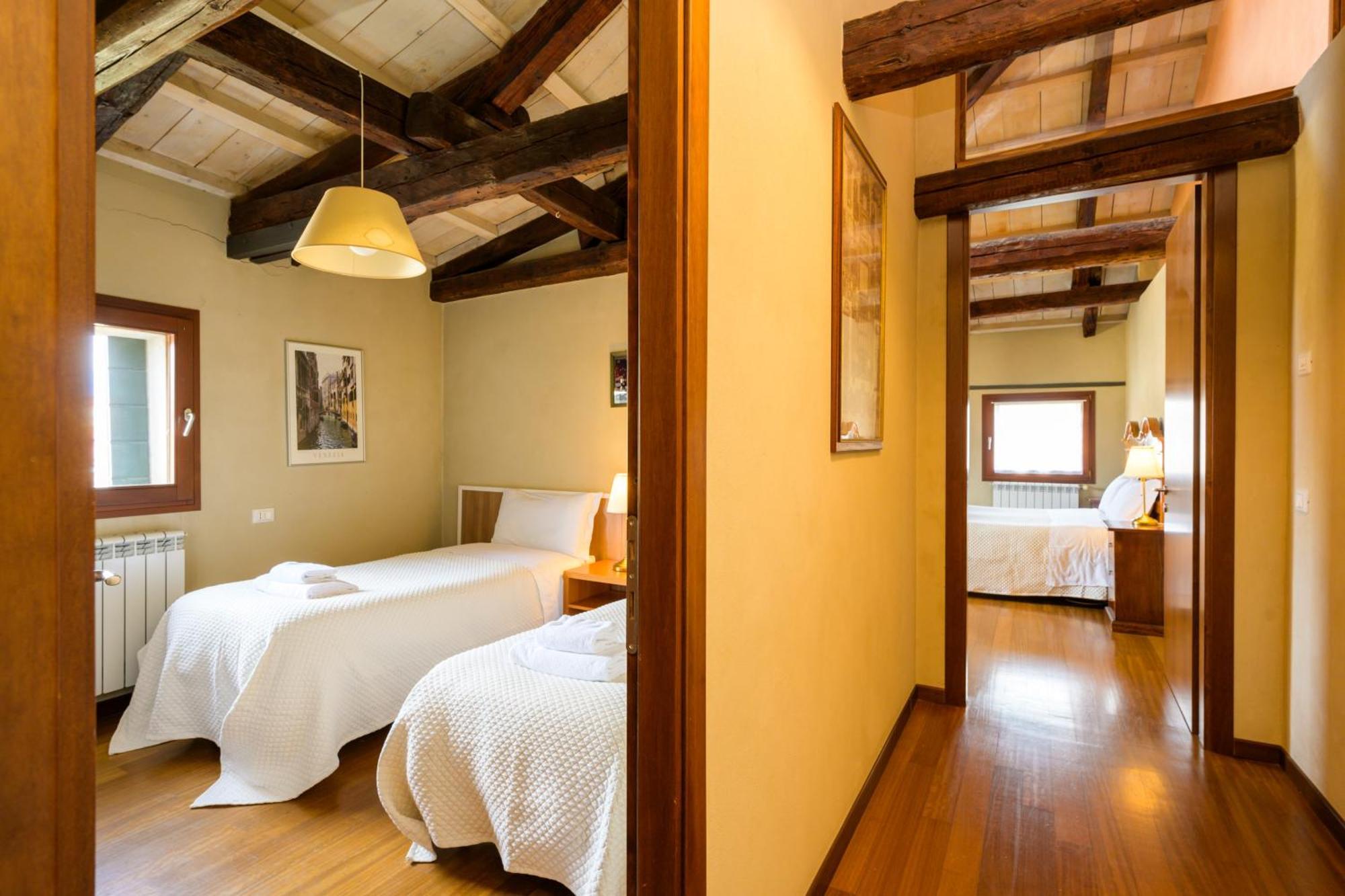 Ca' Turchette Apartment Venesia Bagian luar foto